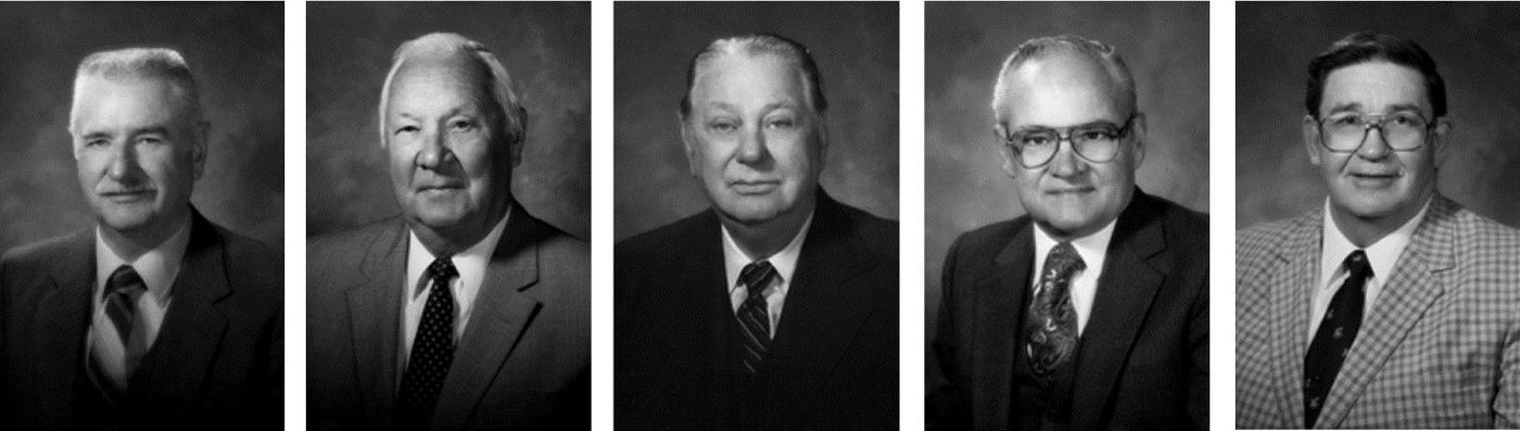 The five founding board members of Bellevue College, including Bill Brooks