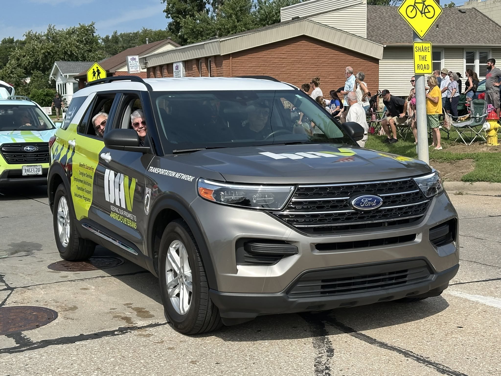 DAV volunteer driver with veteran